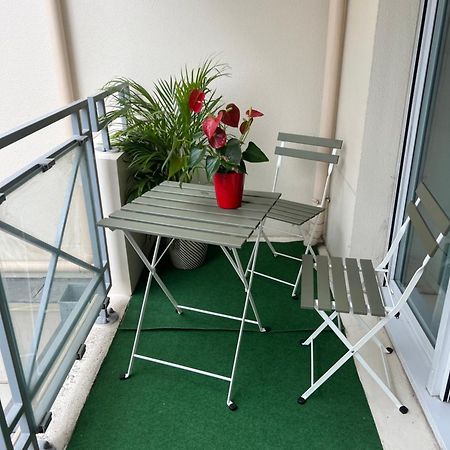 Studio Cosy 15 Mins De Paris Centre Asnieres-sur-Seine Luaran gambar