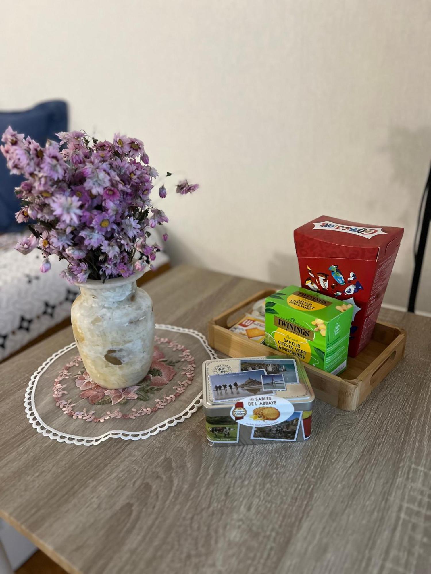 Studio Cosy 15 Mins De Paris Centre Asnieres-sur-Seine Luaran gambar